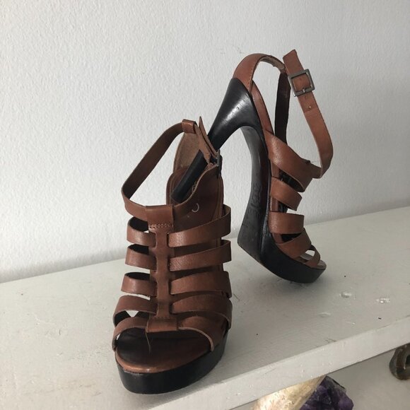 Aldo leather  heels super sexy !! size 6 - Picture 4 of 5